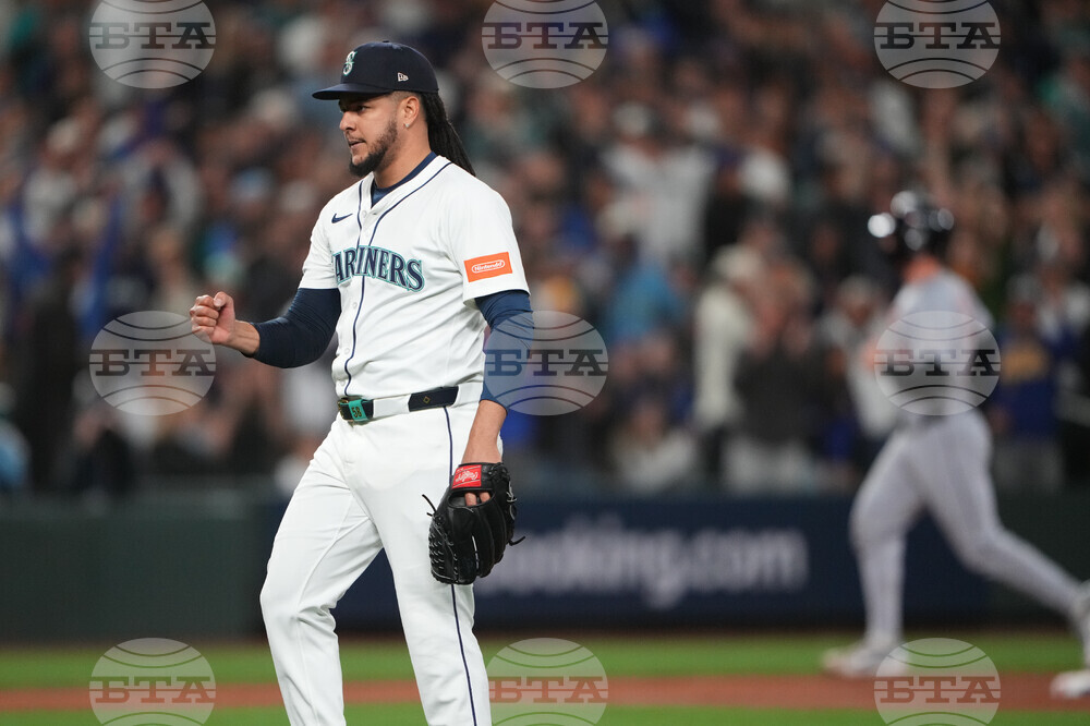 ALDS Tigers Mariners Baseball