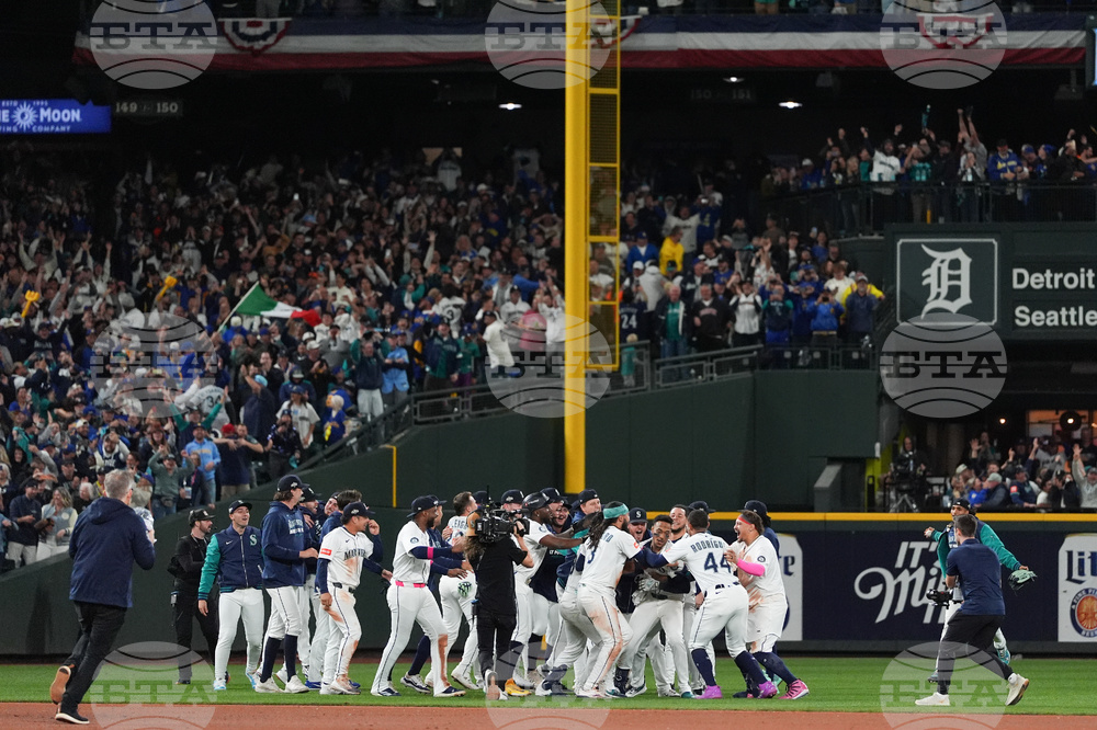 ALDS Tigers Mariners Baseball