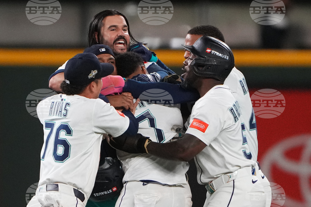 ALDS Tigers Mariners Baseball