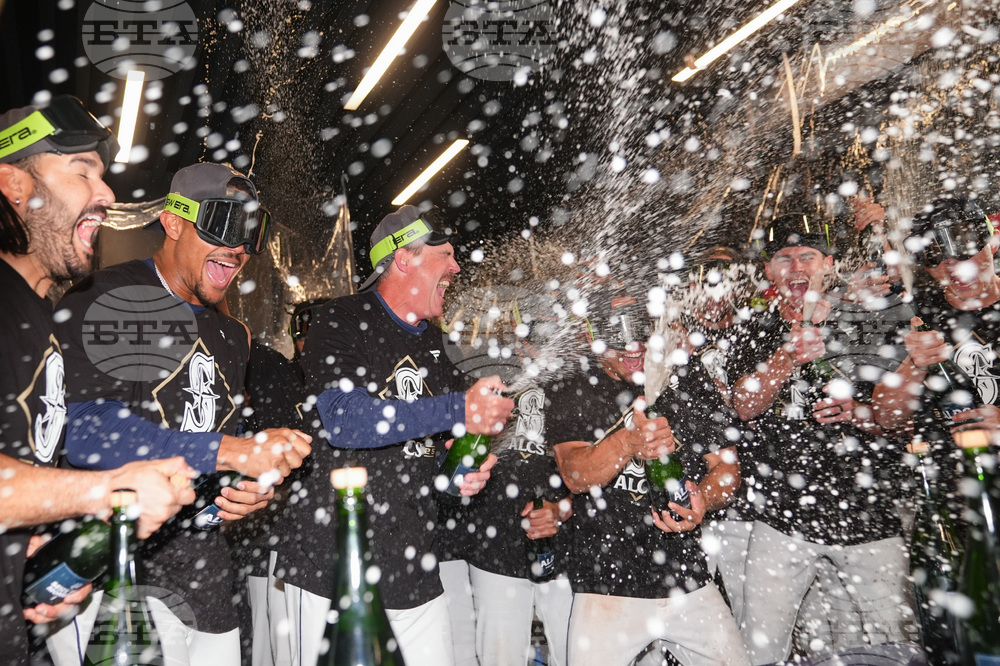 ALDS Tigers Mariners Baseball