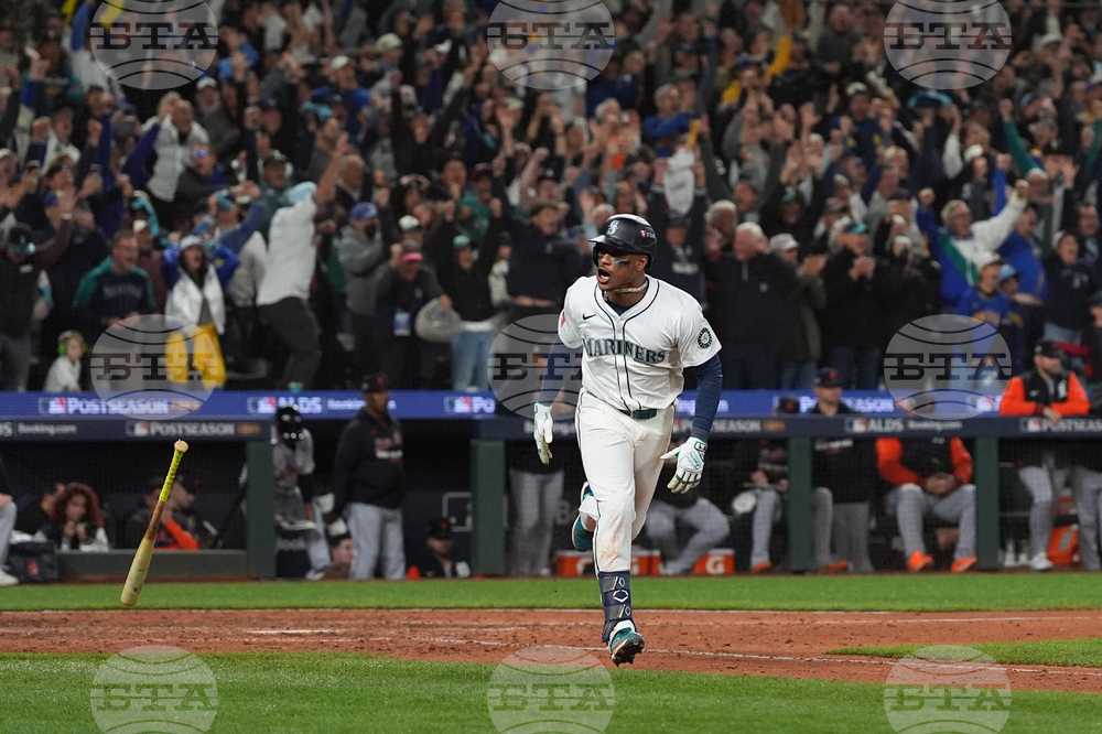 APTOPIX ALDS Tigers Mariners Baseball