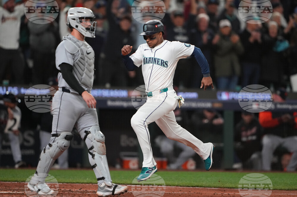 ALDS Tigers Mariners Baseball