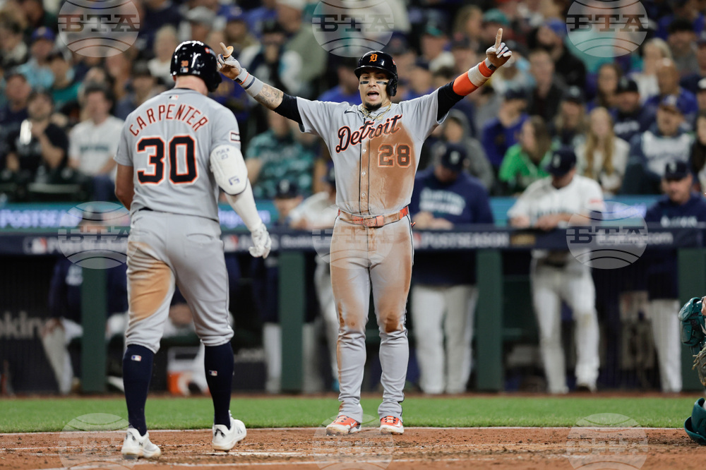 ALDS Tigers Mariners Baseball