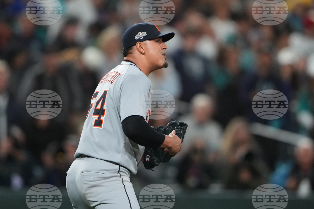 ALDS Tigers Mariners Baseball