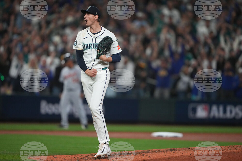 ALDS Tigers Mariners Baseball