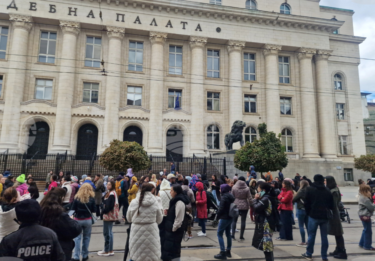 Protesters Demand Better Protection of Children Facing Violence