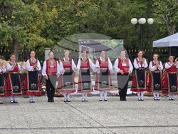 Нова Загора - фестивал „Фолклорна омая“