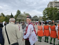 Нова Загора - фестивал „Фолклорна омая“