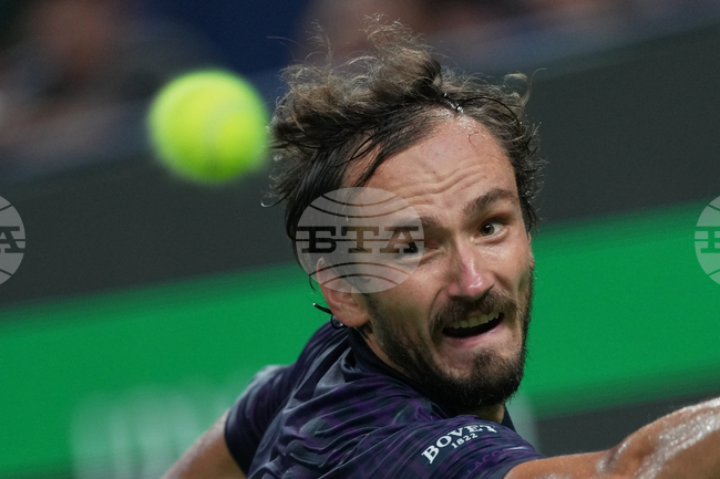 Даниил Медведев продължава напред на турнира в Алмати по тенис, ще се опита да спечели първа титла в АТР от 2023-а година насам