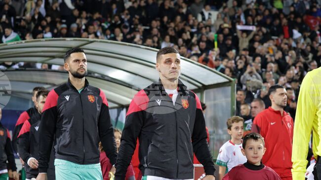 Националният селекционер Александър Димитров и капитанът Кирил Десподов дадоха своя вот за анкетата на ФИФА