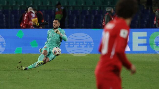 Димитър Митов бе титуляр за Абърдийн при поражение от Глазгоу Рейнджърс