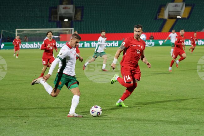 Испания продължава с пълен актив в група "Е" на Световните квалификации, България последна с 12 допуснати гола