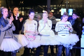 Сърбия - Народен театър - протест