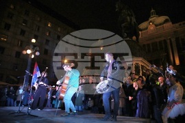 Сърбия - Народен театър - протест