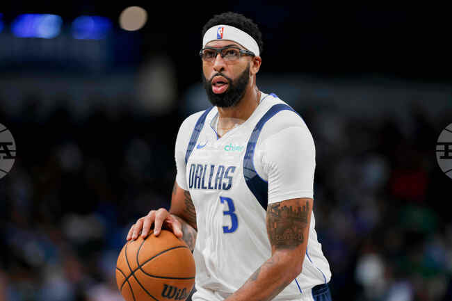 Отсъствието на Антъни Дейвис от състава на Далас Маверикс ще доближи близо месец