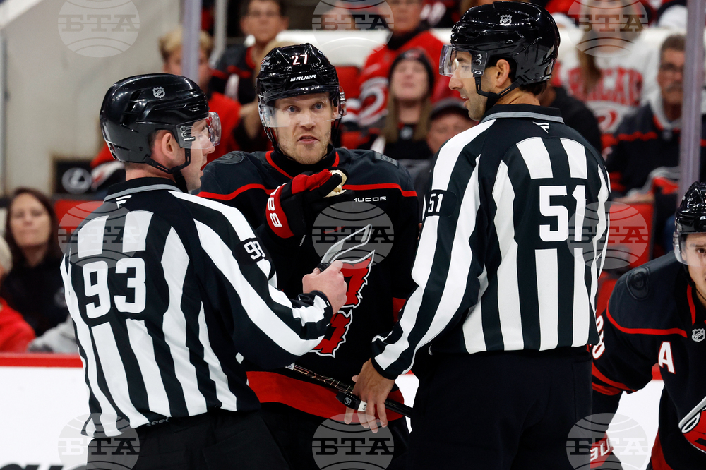 Flyers Hurricanes Hockey