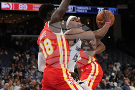 Hawks Grizzlies Basketball