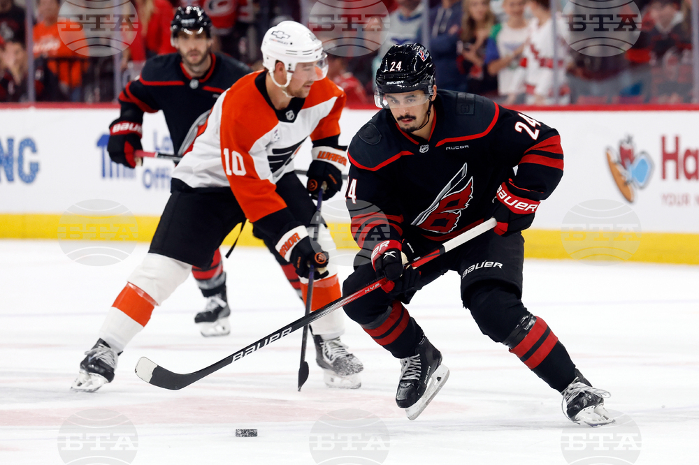 Flyers Hurricanes Hockey