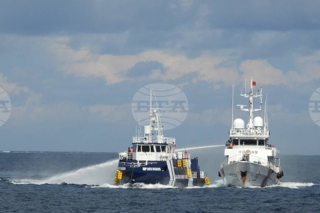 Китайската брегова охрана рани рибари и повреди рибарски лодки при обстрел с водно оръдие в Южнокитайско море, съобщи филипинската брегова охрана