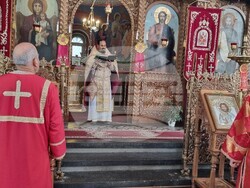 Шумен - църква „Свети Три Светители“ - неделна служба