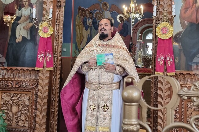 Шумен - църква „Свети Три Светители“ - неделна служба