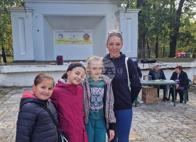 В днешното технологично време е важно от ранна възраст децата да се приучат към двигателна активност, каза треньорът по бадминтон Лидия Русева