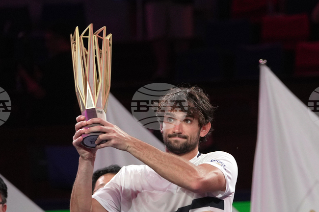 Квалификантът Валентен Вашро завоюва първа титла в кариерата си от АТП след триумф на турнира от сериите "Мастърс" в Шанхай