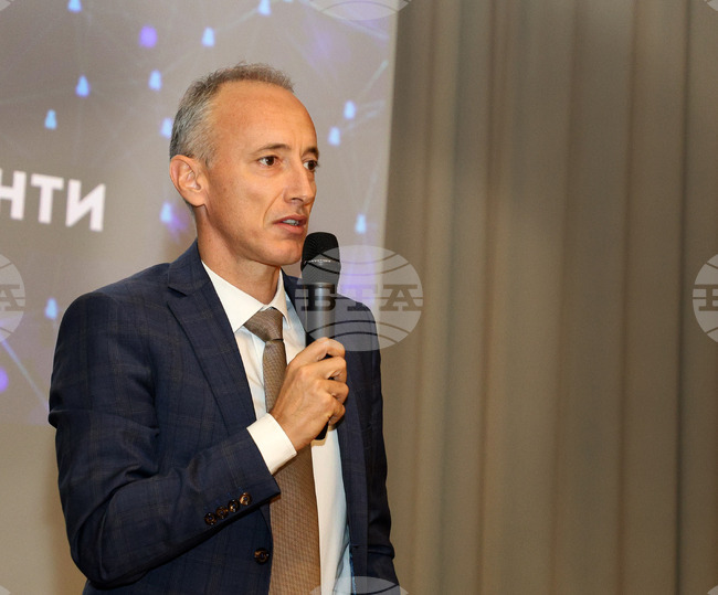 Education Minister: Everyone Can Be a National Awakener by Inspiring Children to Learn and Love Their Country