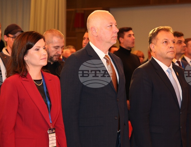  Едва 71 общини са заявили готовност за въвеждане на системата на принципа „замърсителят плаща“, каза Росен Желязков в Албена