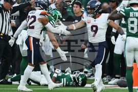 Broncos Jets Football