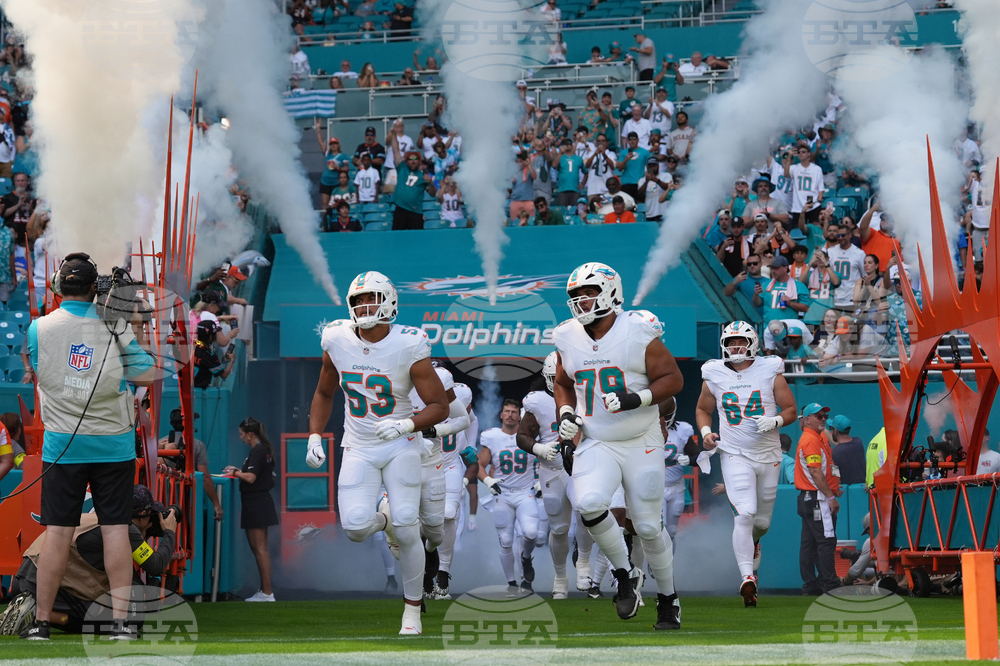 Chargers Dolphins Football
