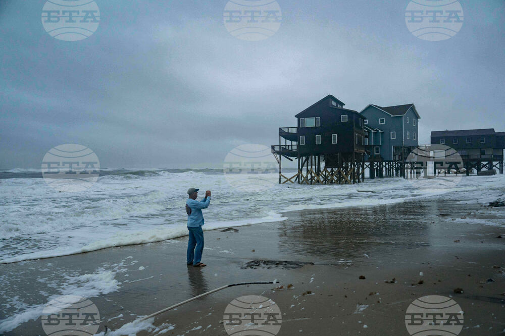 APTOPIX Tropical Weather