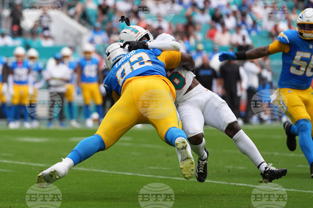 Chargers Dolphins Football