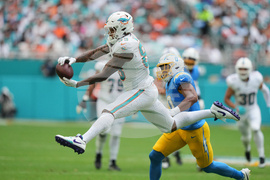 Chargers Dolphins Football