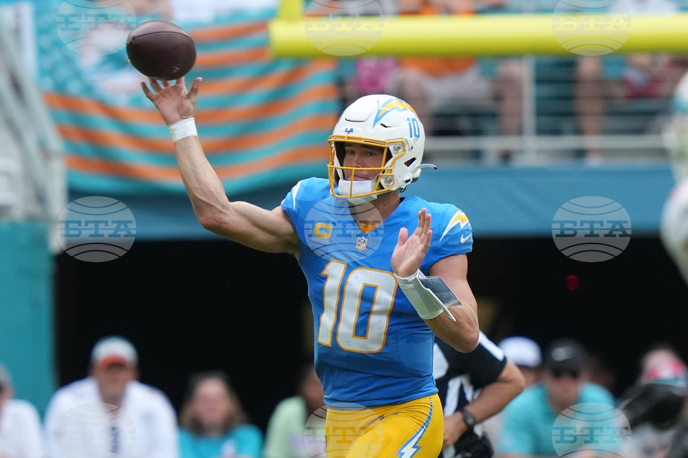 Chargers Dolphins Football