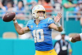 Chargers Dolphins Football