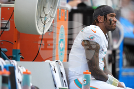 Chargers Dolphins Football