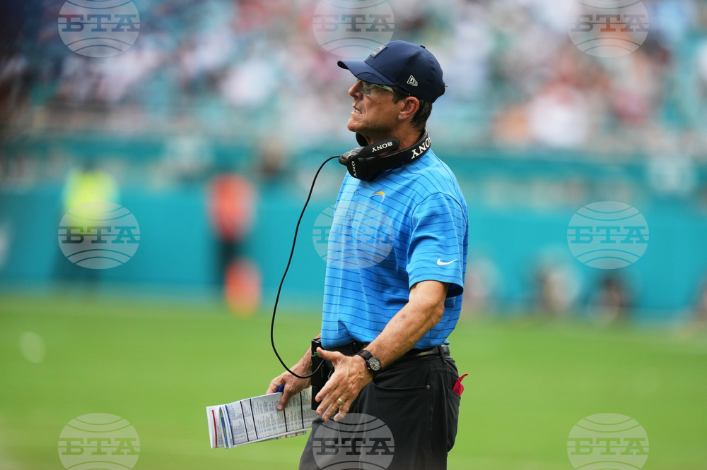 Chargers Dolphins Football