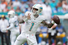 Chargers Dolphins Football