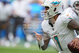 Chargers Dolphins Football