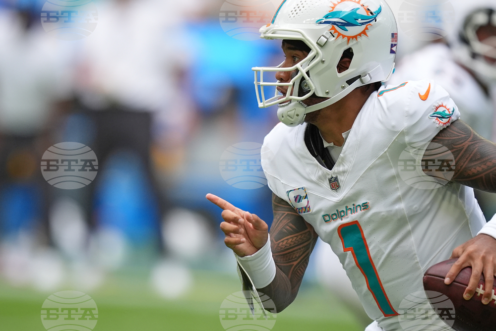 Chargers Dolphins Football