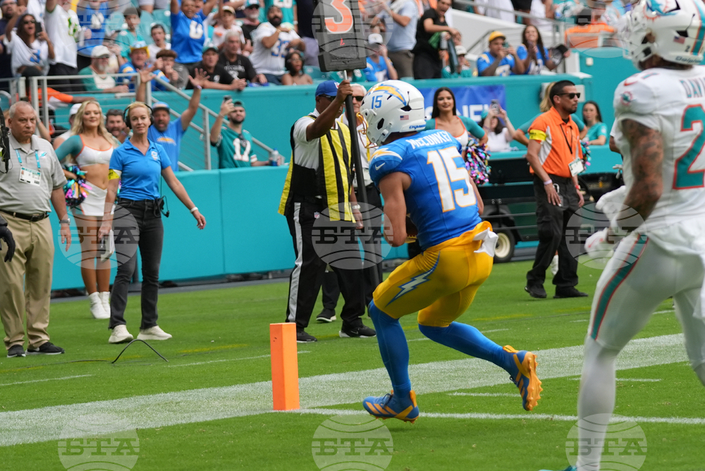 Chargers Dolphins Football