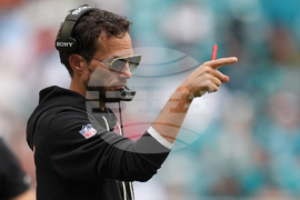 Chargers Dolphins Football