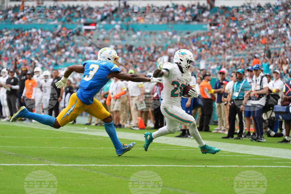 Chargers Dolphins Football