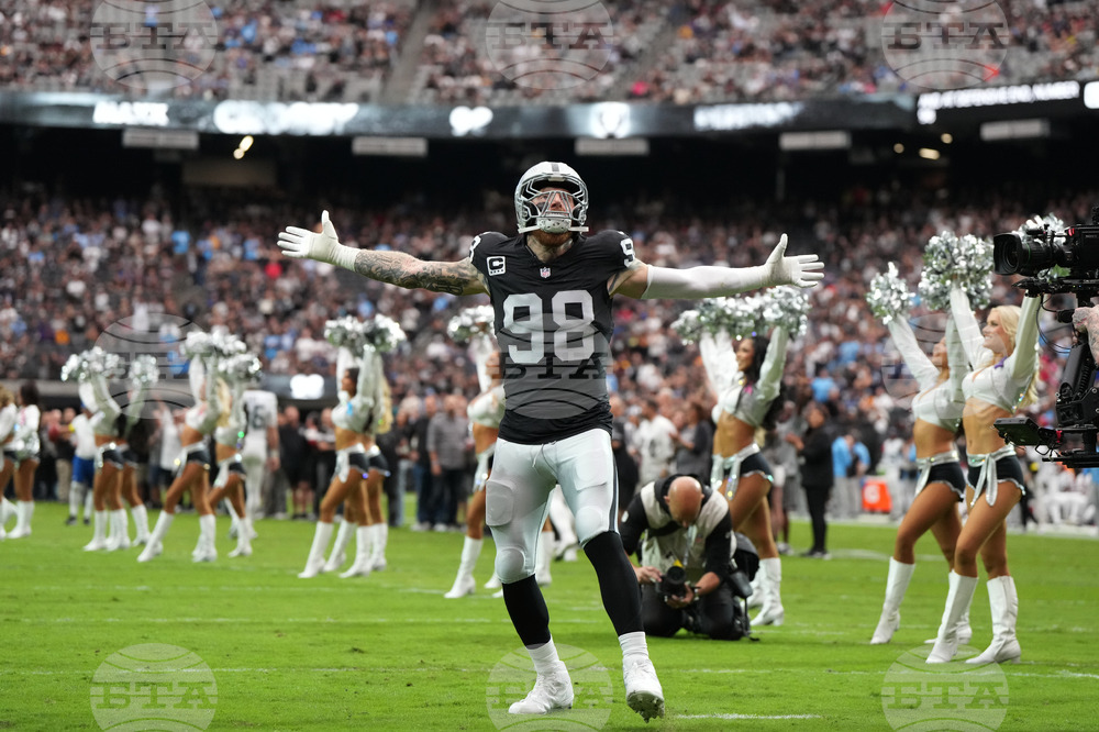 Titans Raiders Football