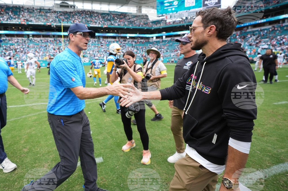 Chargers Dolphins Football