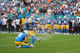 Chargers Dolphins Football