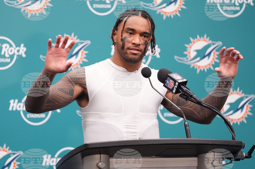 Chargers Dolphins Football