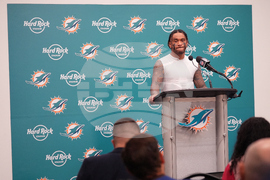 Chargers Dolphins Football