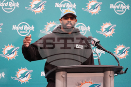 Chargers Dolphins Football